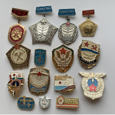 Значки из СССР выставки и школы ДОСААФ